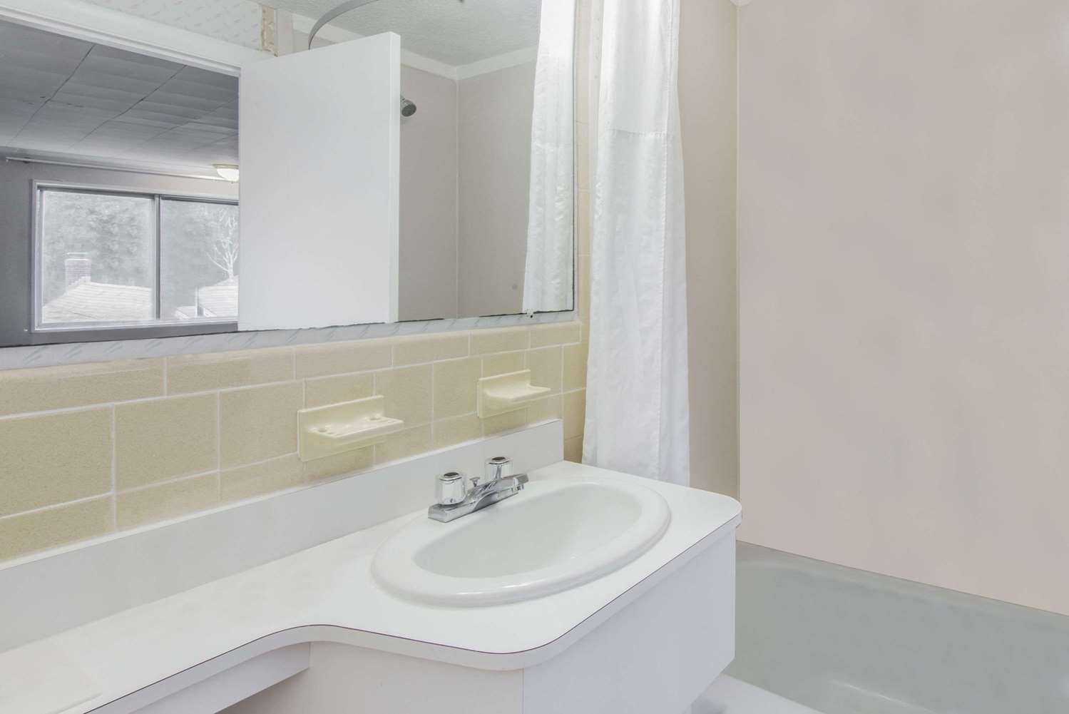 Super 8 by Wyndham W Yarmouth Hyannis/Cape Cod 6/6