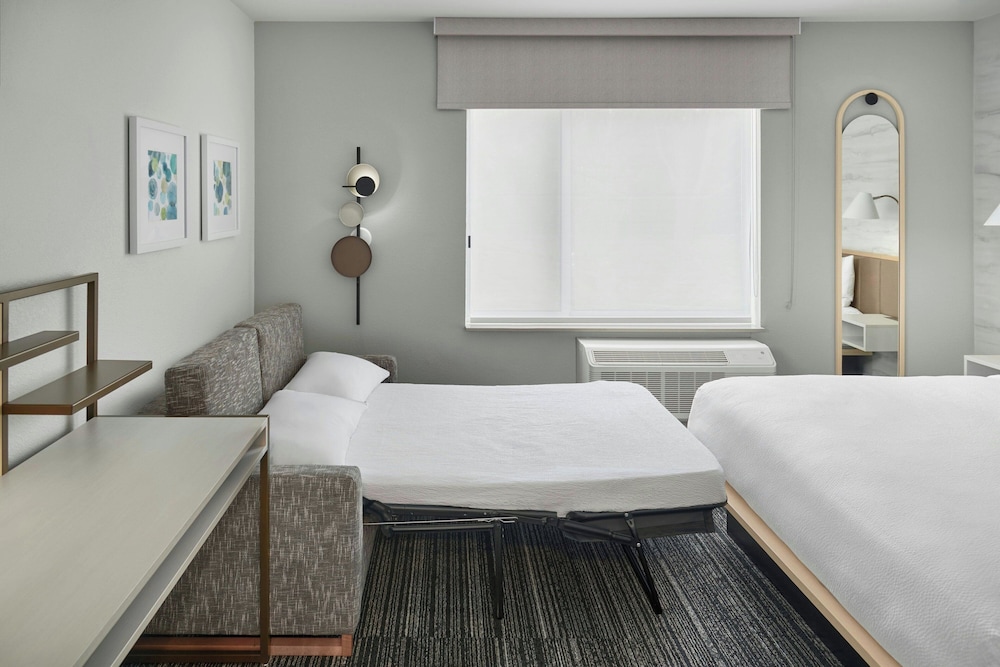 TownePlace Suites by Marriott Lansing North 9/43