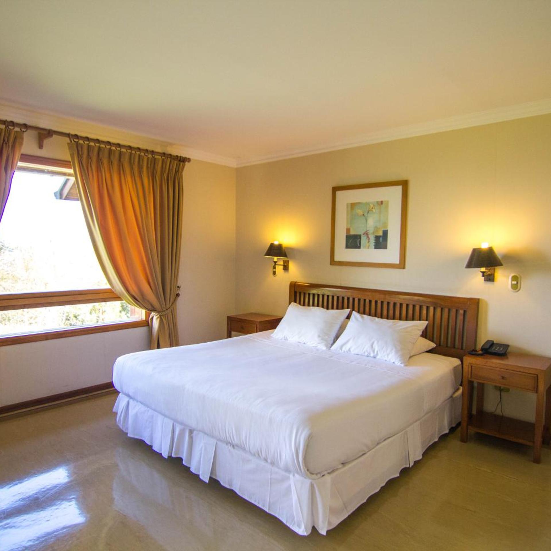 Hotel y Cabanas Punta Larga - Caja Los Andes 7/50