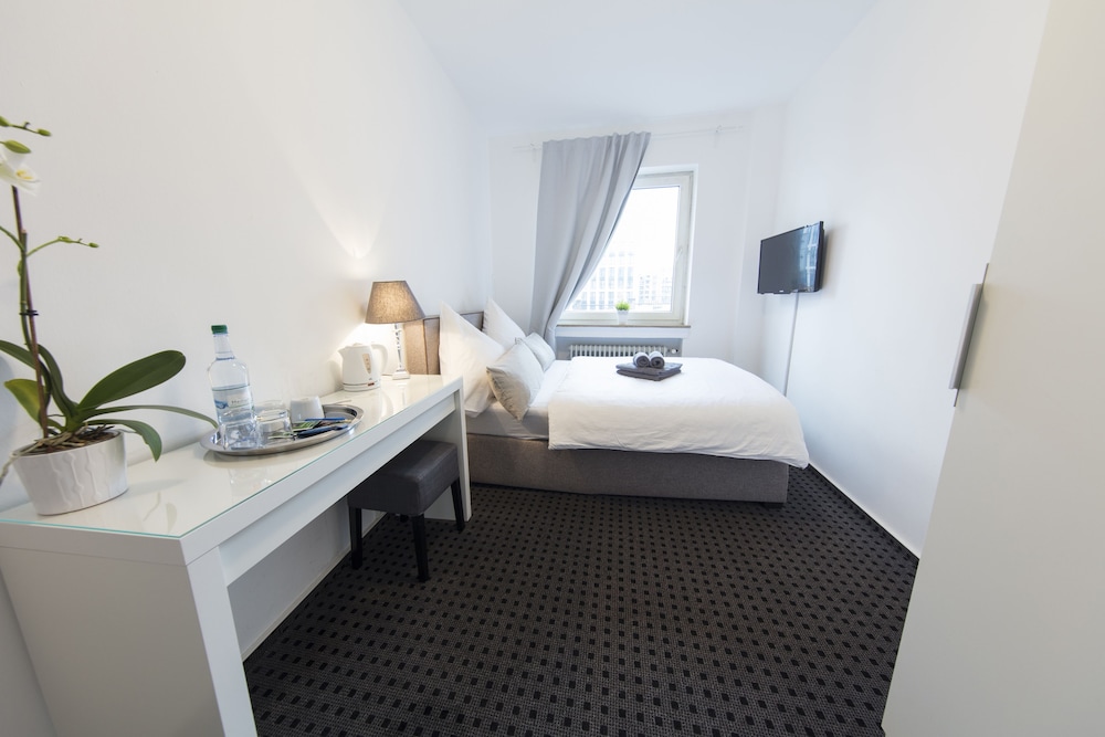 Berolina Haus GmbH 23/25