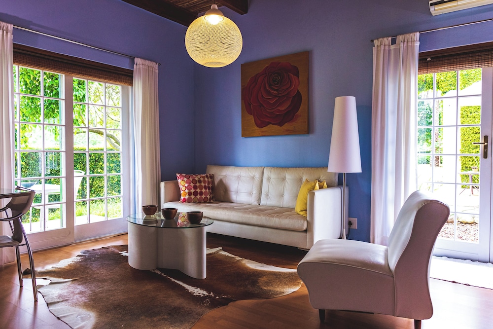 Rothman Manor Guest House 23/50