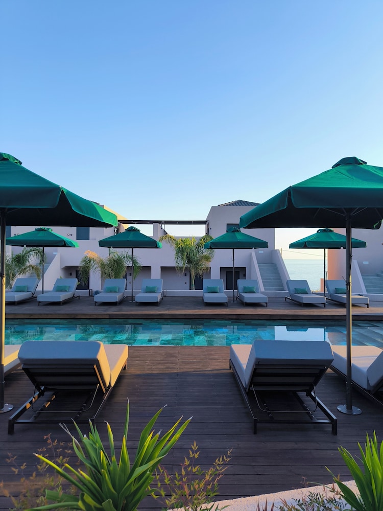 Tetra Resort and Spa 60/67