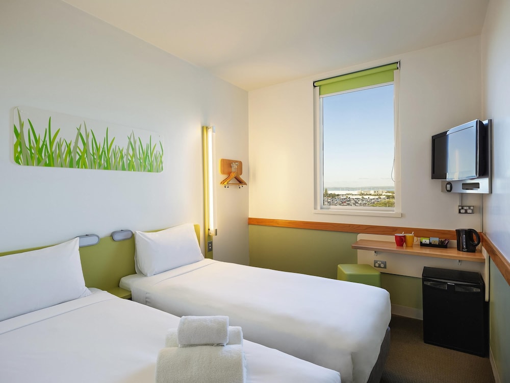 ibis budget Auckland Airport 36/64