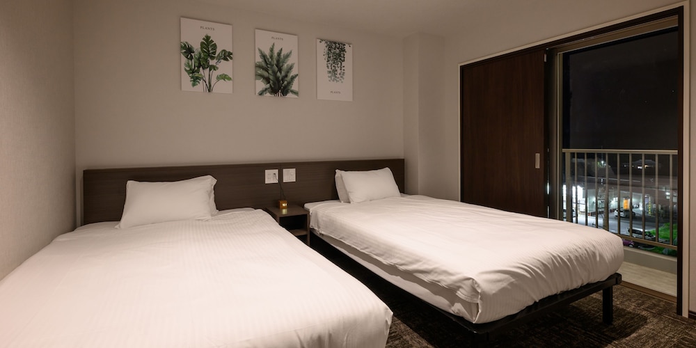 SUPERIOR, TWIN BEDS