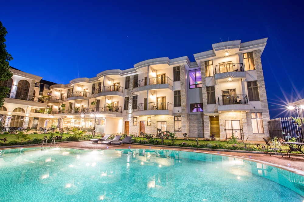 Alba Hotel Meru 4/50