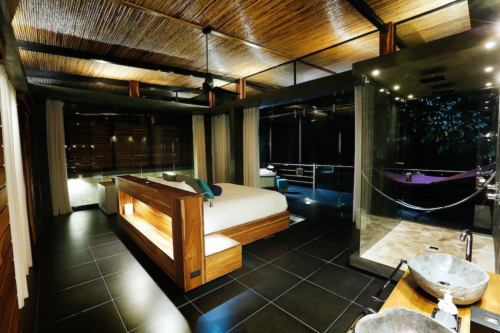Kura Design Villas 56/75