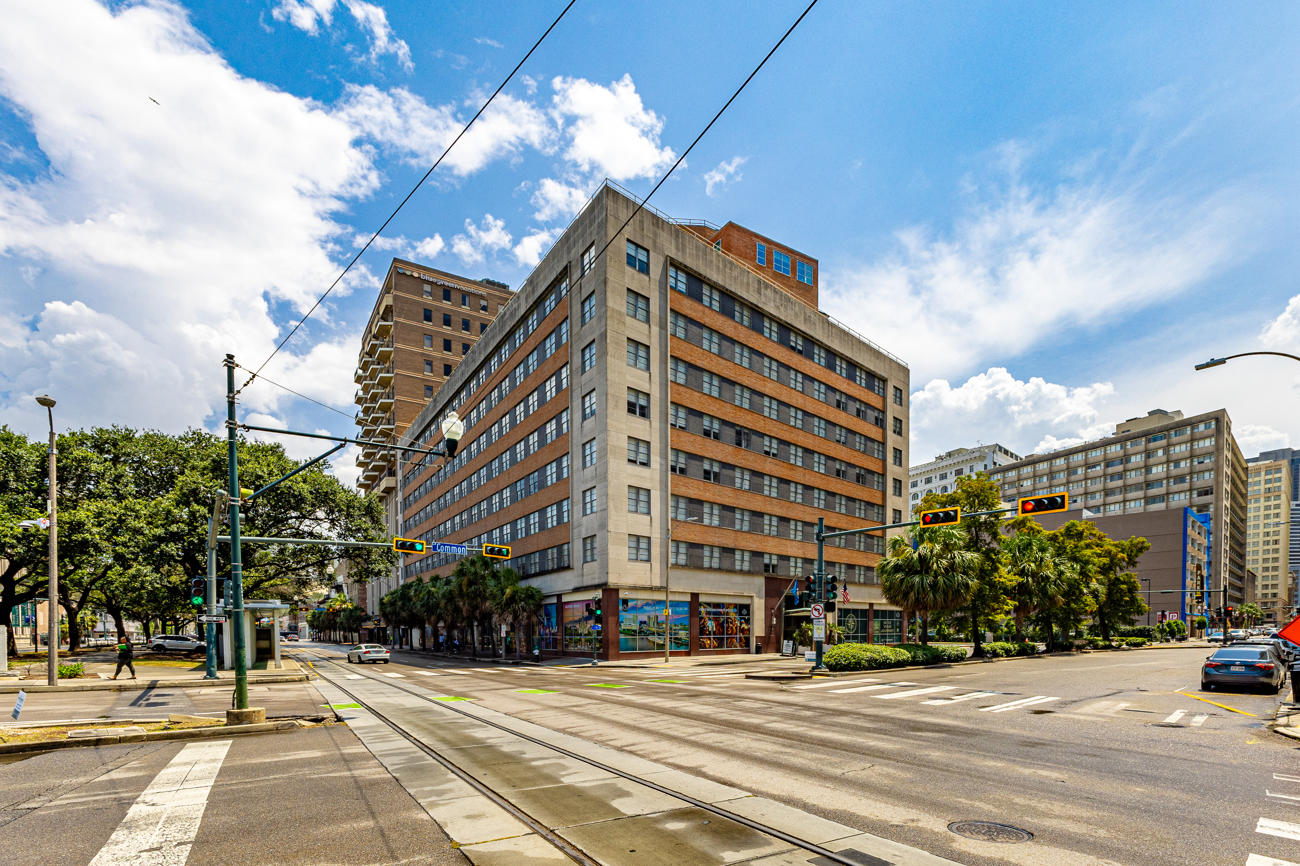 The California Building 60/73