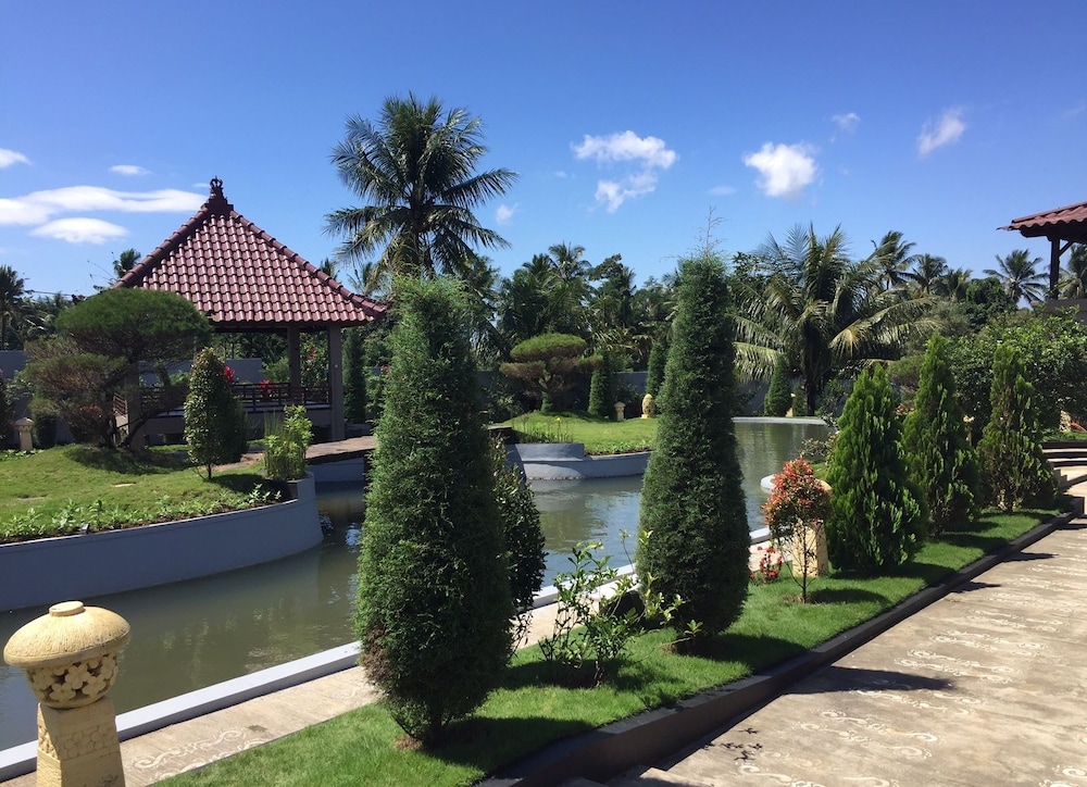 Grand Harvest Resort and Villas 66/75