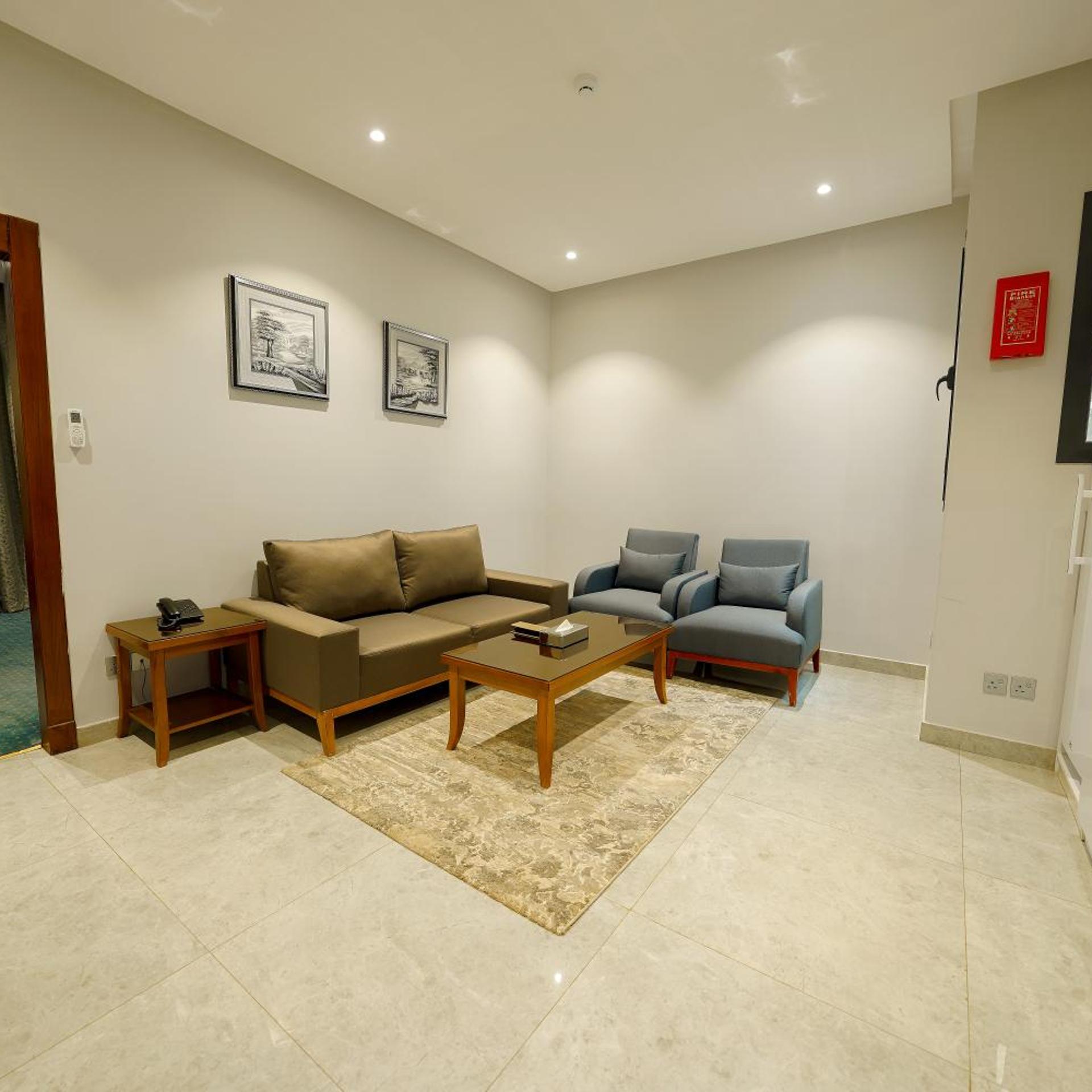 Celine Home Apartment -Tuwaiq 33/43