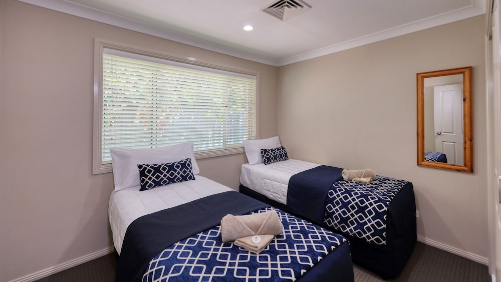 Edward Parry Motel & Apartments 21/57
