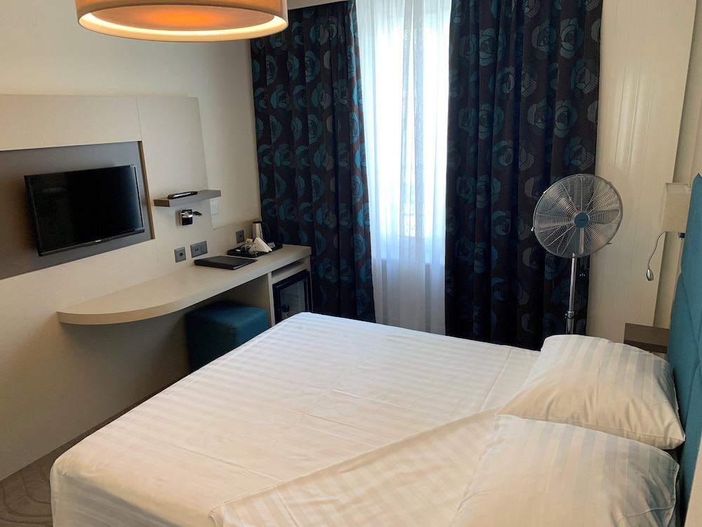 Admiral Hotel 6/48