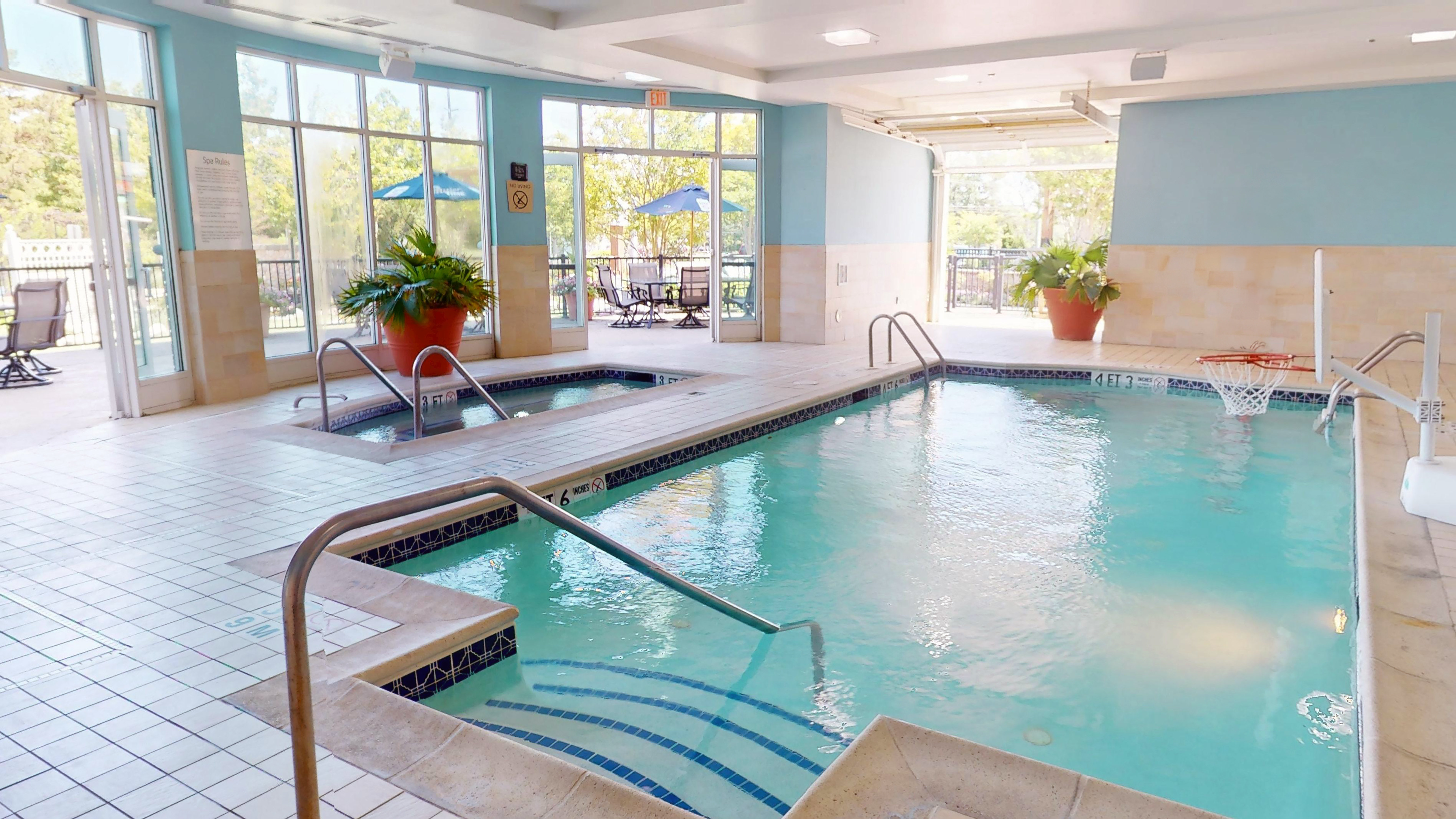 Holiday Inn Manahawkin/Long Beach Island 38/73