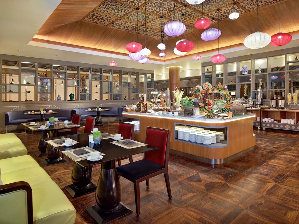 Grand Mercure Maha Cipta Medan Angkasa 54/69