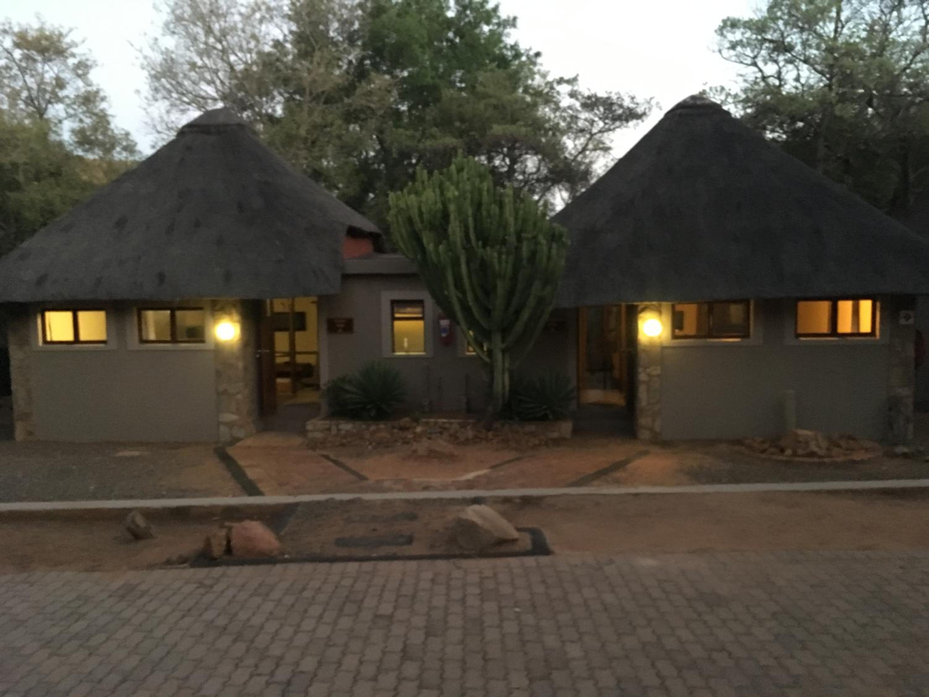 Mabalingwe Elephant Lodge 256a 2/48
