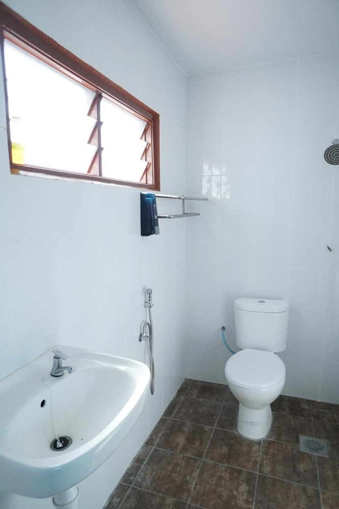Pondok Muara Chalet 46/51