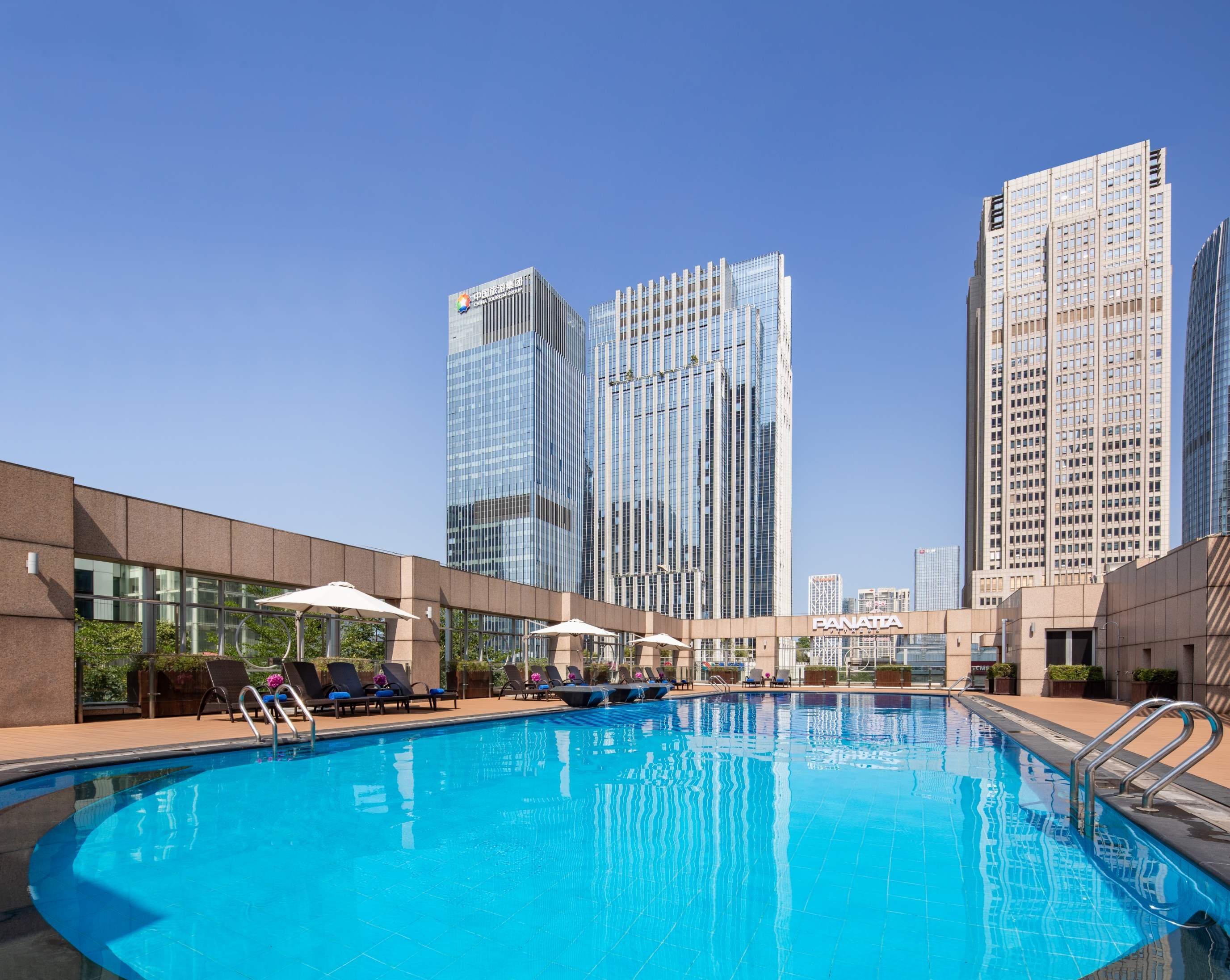 Crowne Plaza Shenzhen Futian 84/86