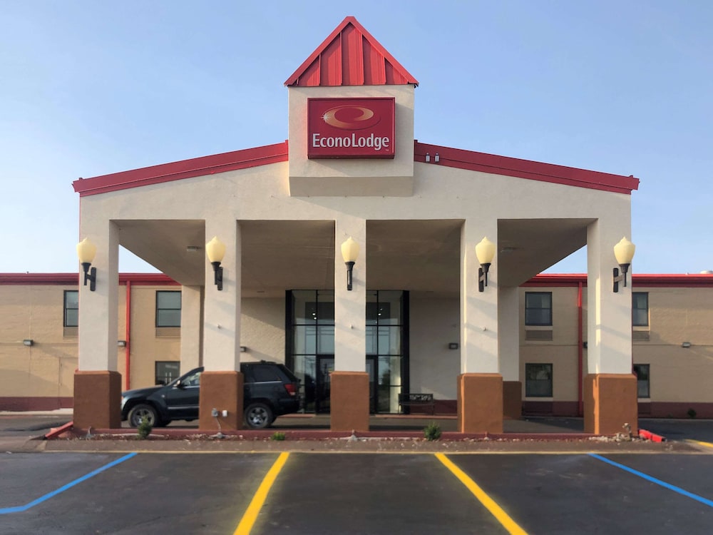 Econo Lodge Truman Inn 44/48