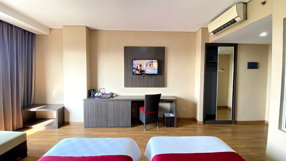 Merapi Merbabu Hotels Resort Bekasi 25/61