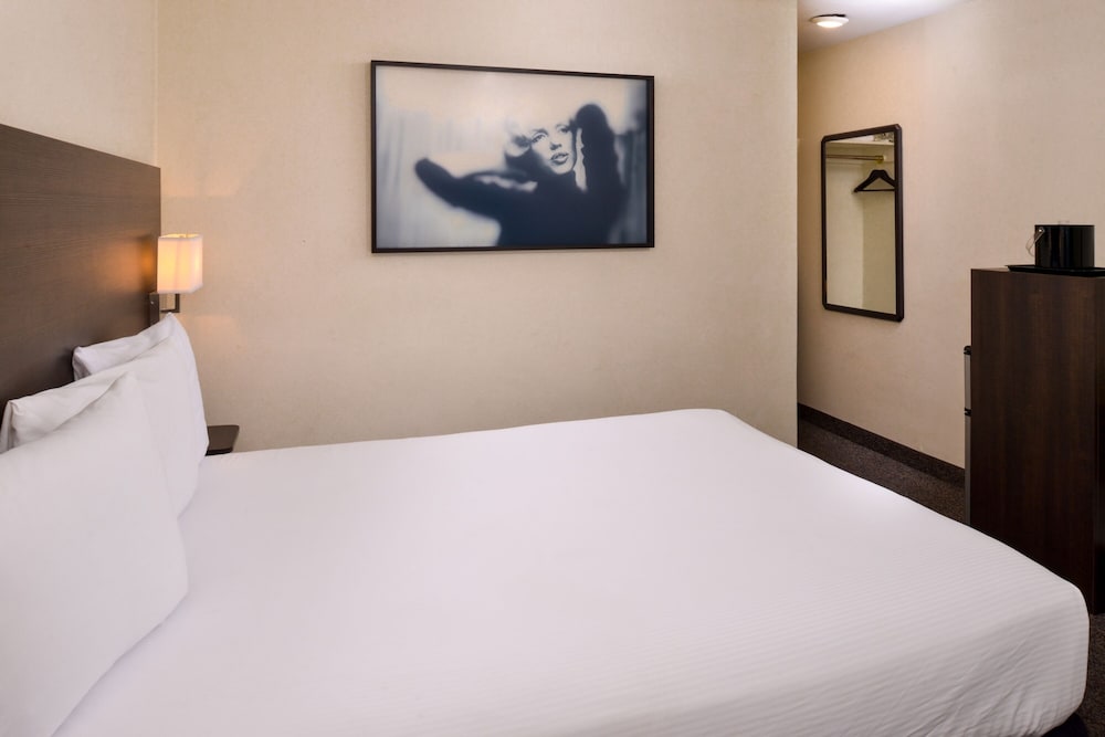 Steam Plant Hotel 23/64