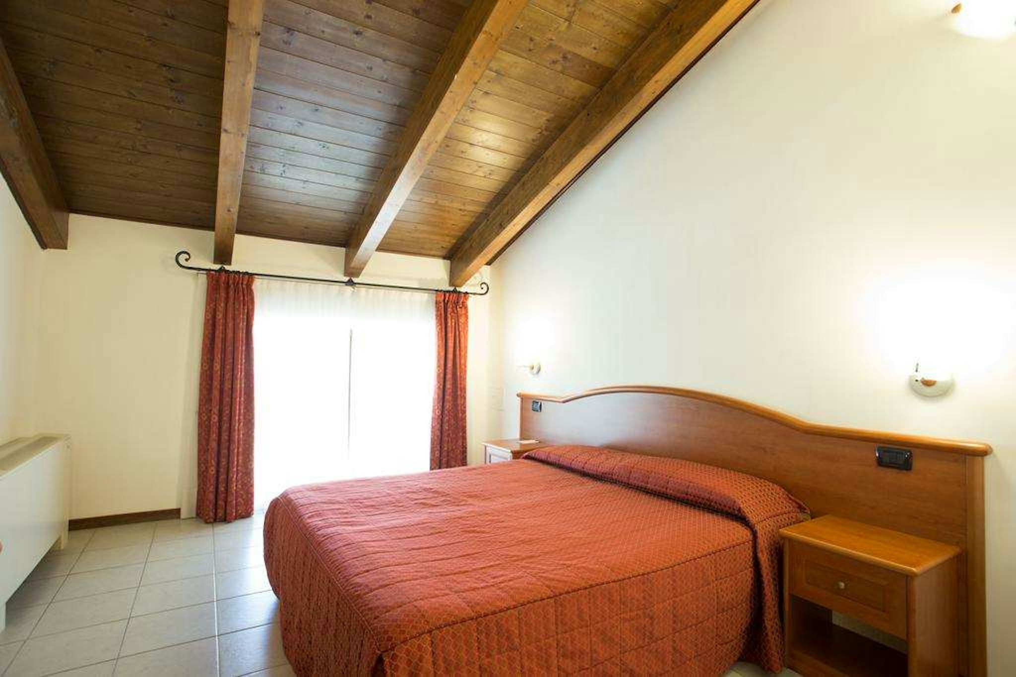 Vald Hotel 13/68