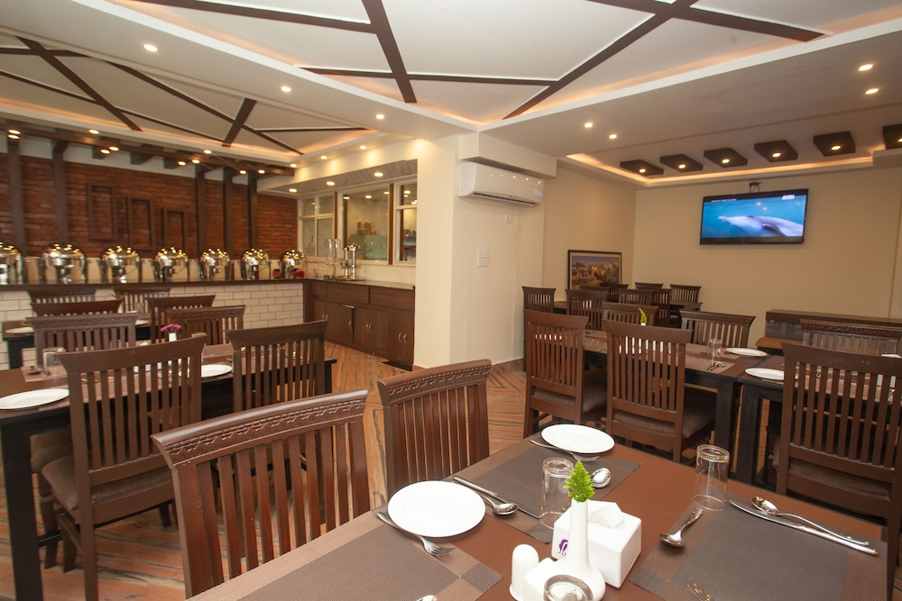 Hotel Jampa 38/50