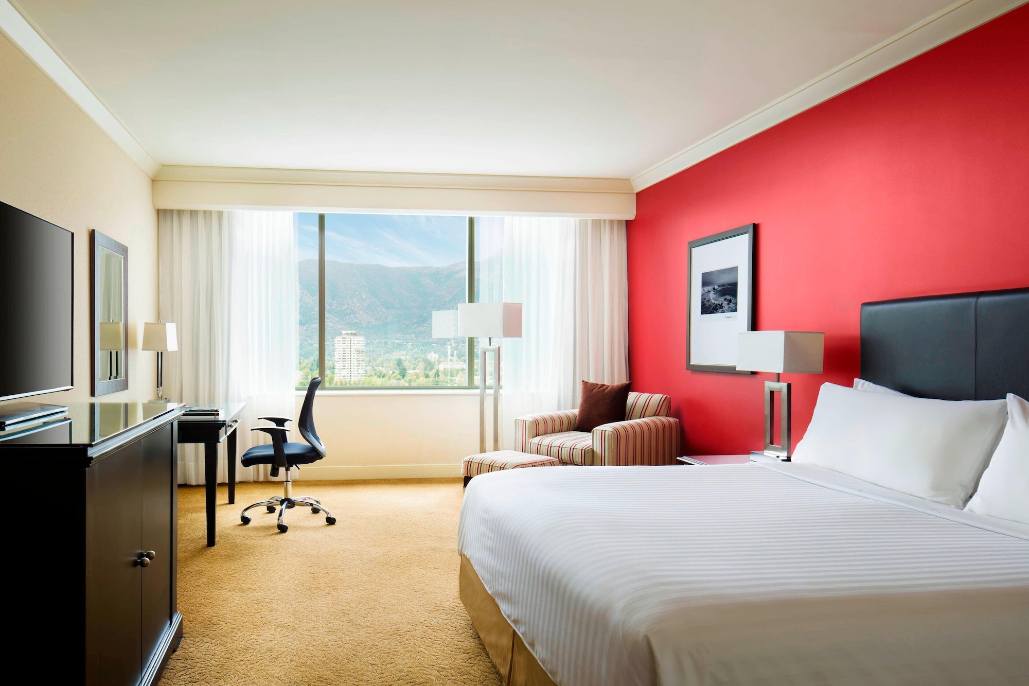 1 Bedroom, Junior Suite, King Bed, City View