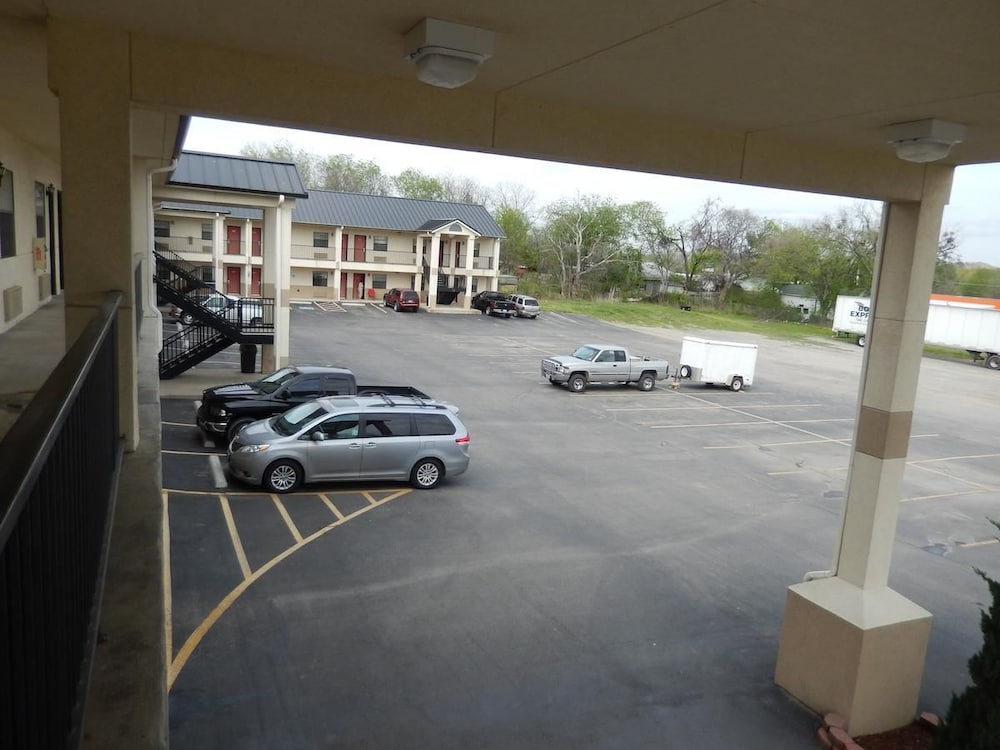 Motel6 Atoka, OK 44/54