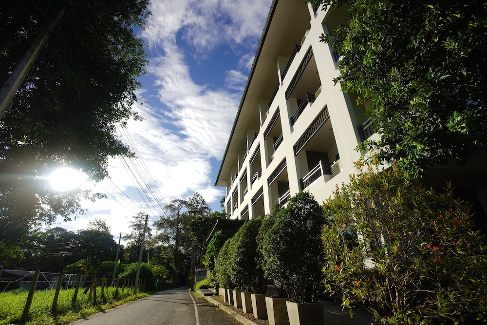 SANG SERENE HOUSE 42/44