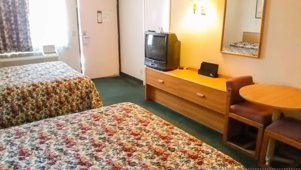 Economy Inn Motel Sylmar 30/34