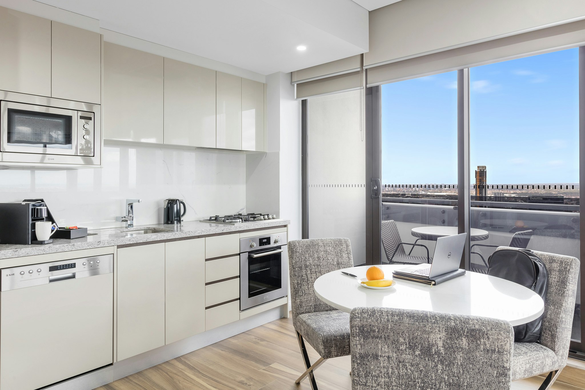 Meriton Suites Church Street Parramatta 23/25