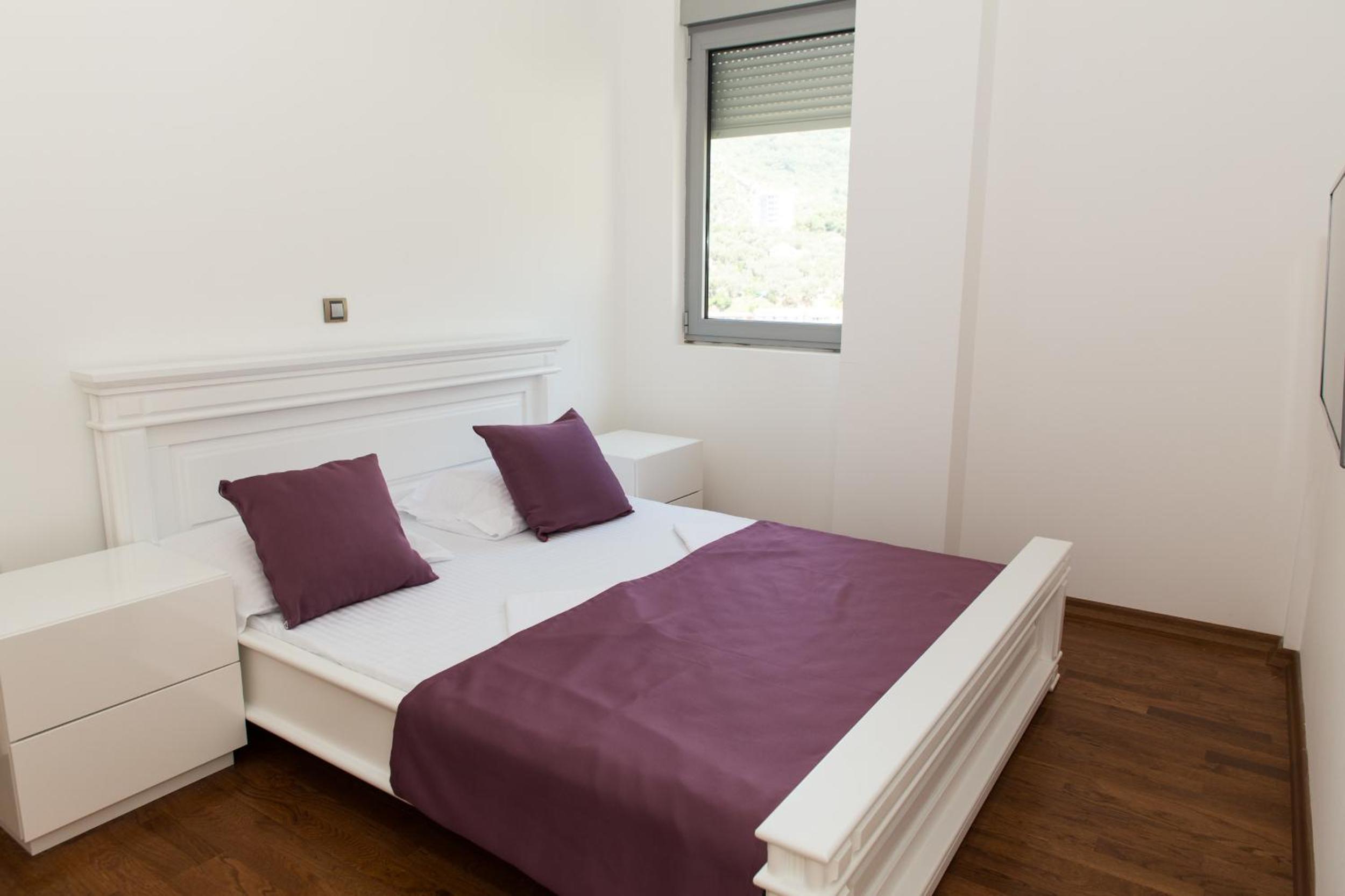 Hotel Ponta Nova 6/50