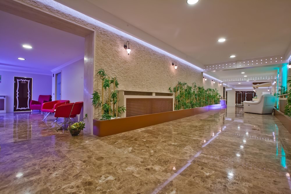 City Hotel Residence 3/42