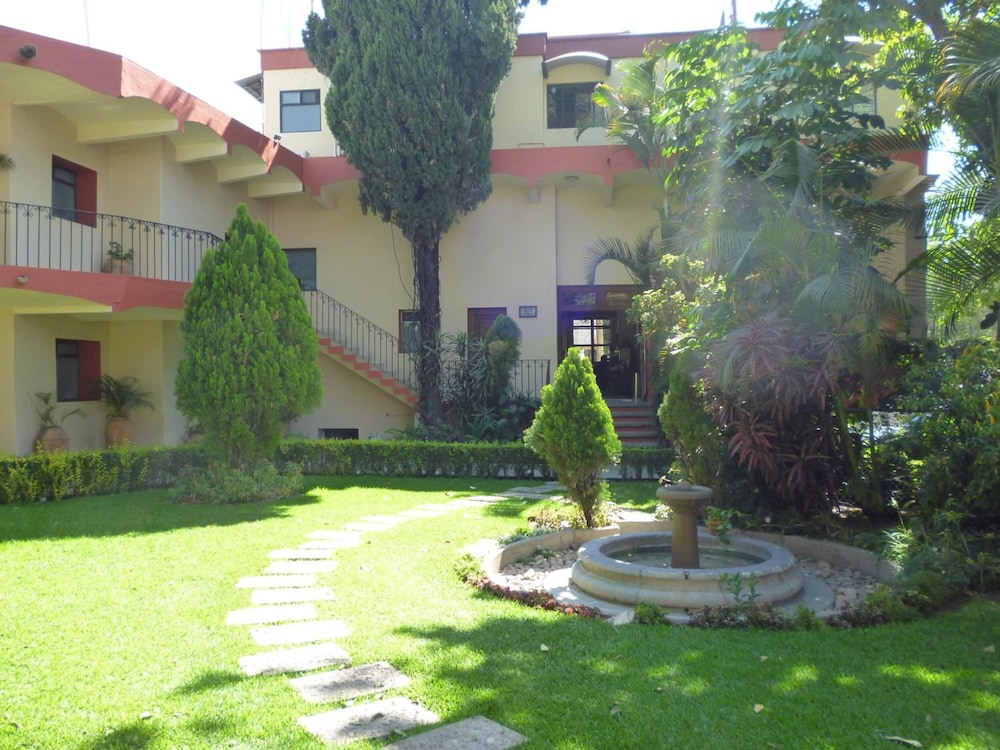 Hotel La Casona del Llano 24/33