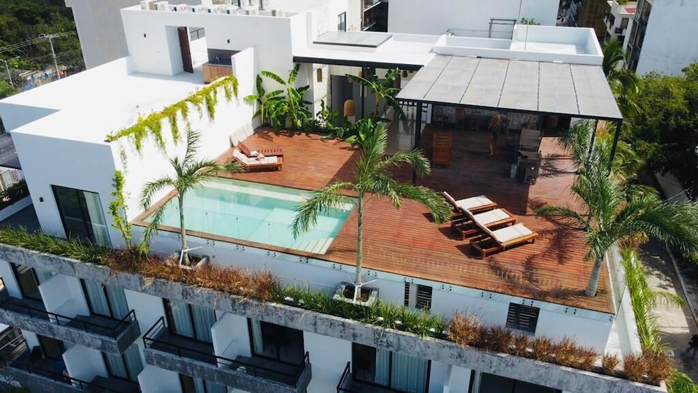Ah Xok Suites 2/50