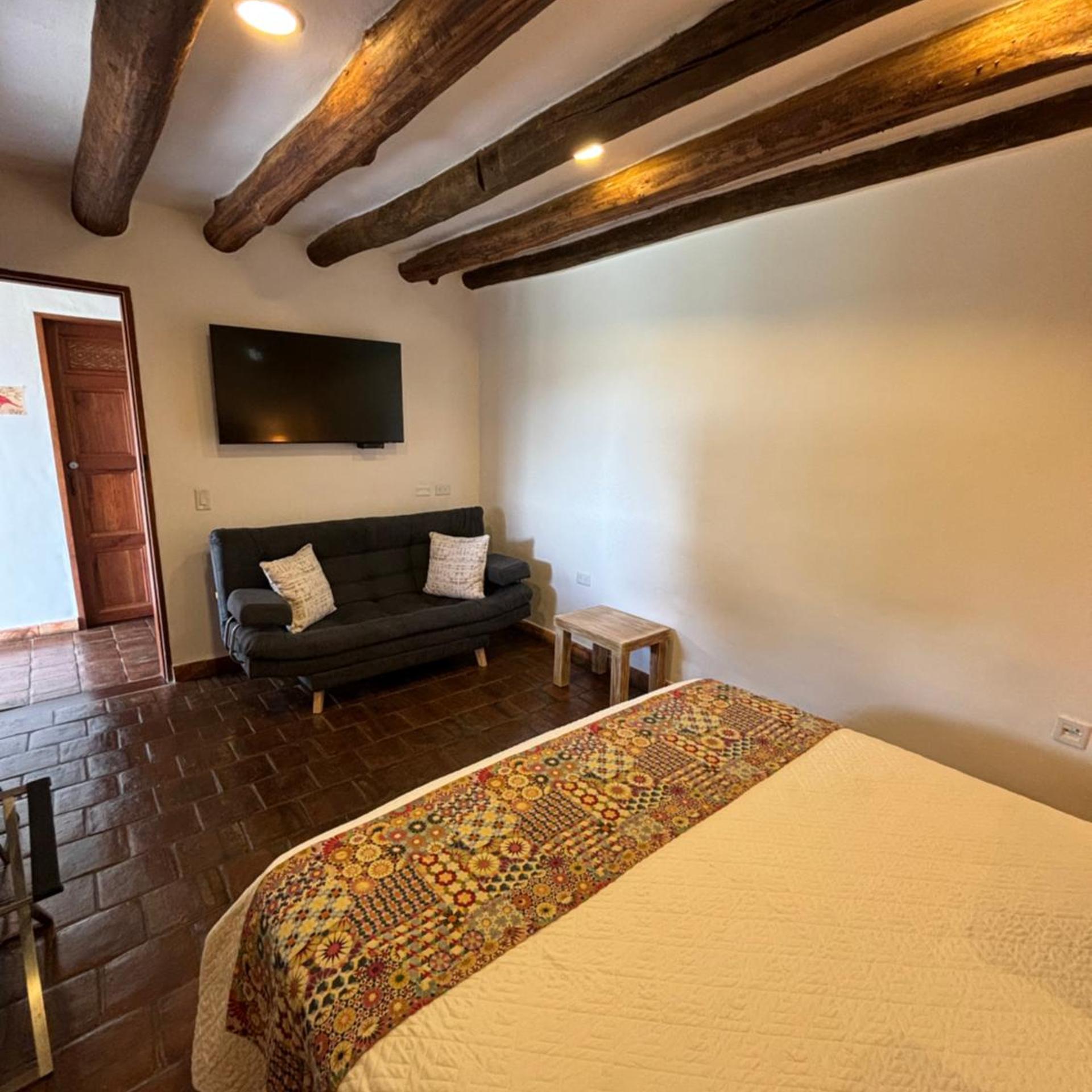 Santa Sofia Casa Boutique 40/50