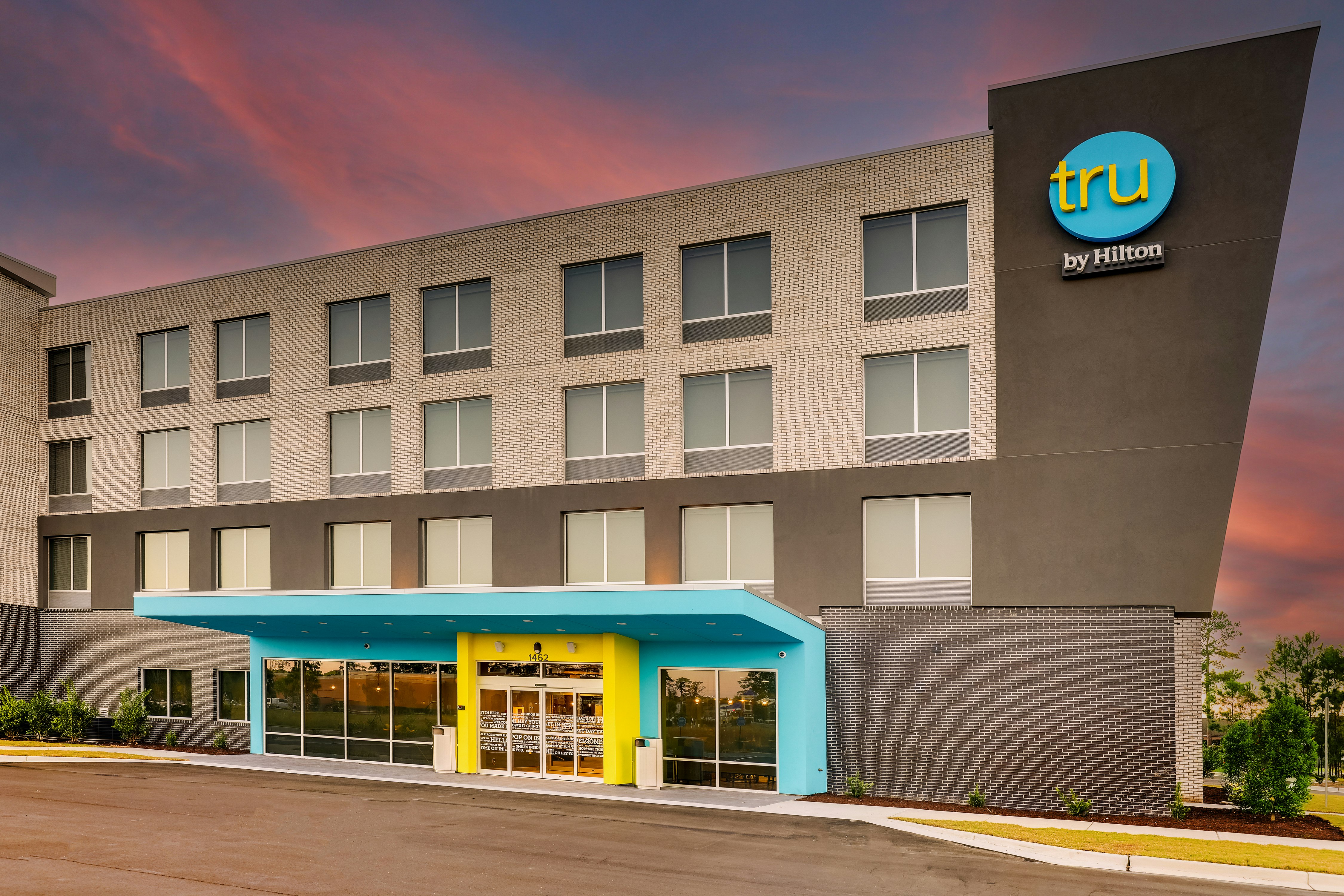 Tru by Hilton Leland Wilmington 3/19