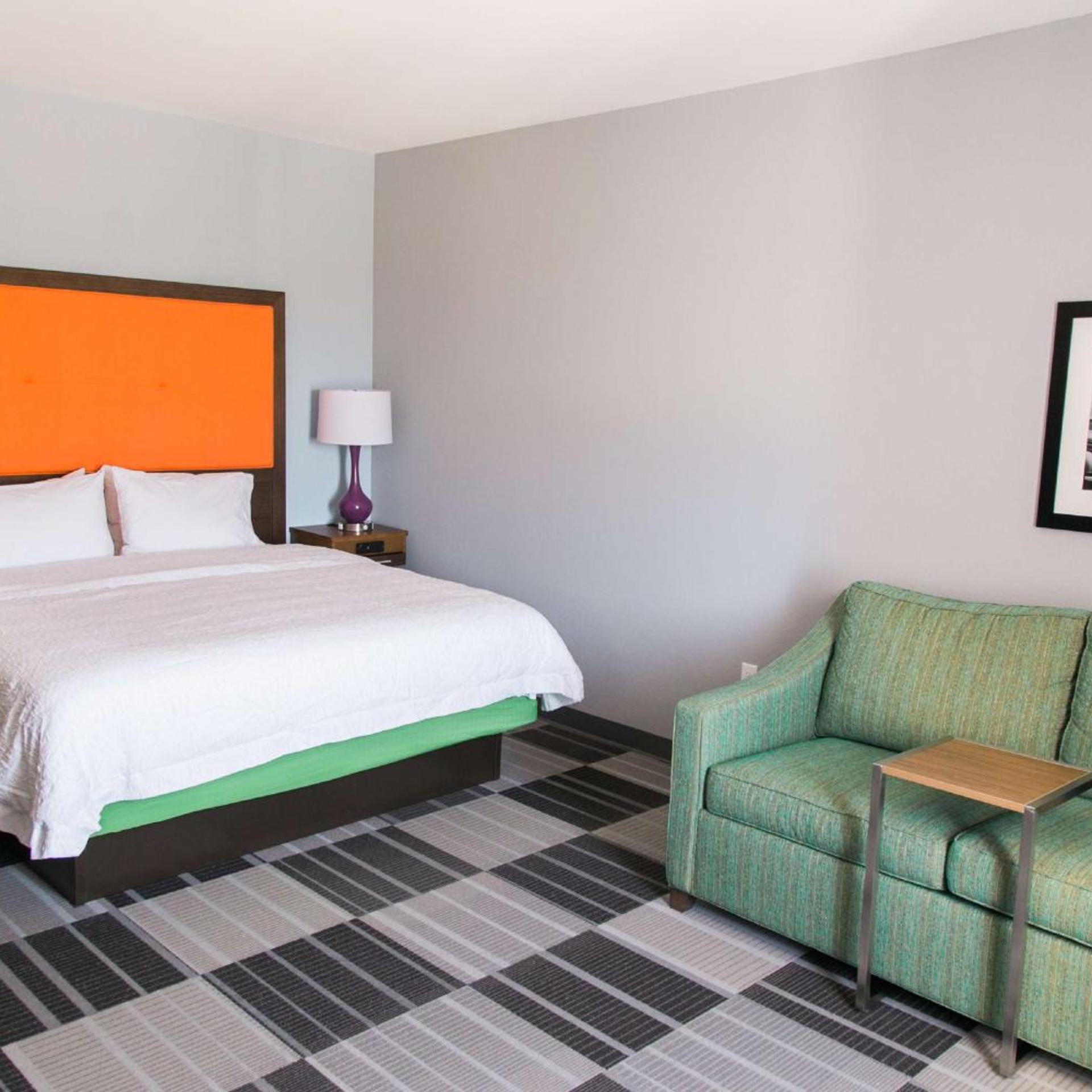 ROOM, KING BED, SOFA, ACCESSIBLE