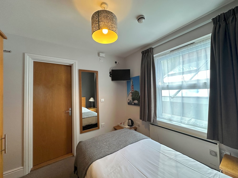The North Hill Hotel 16/50