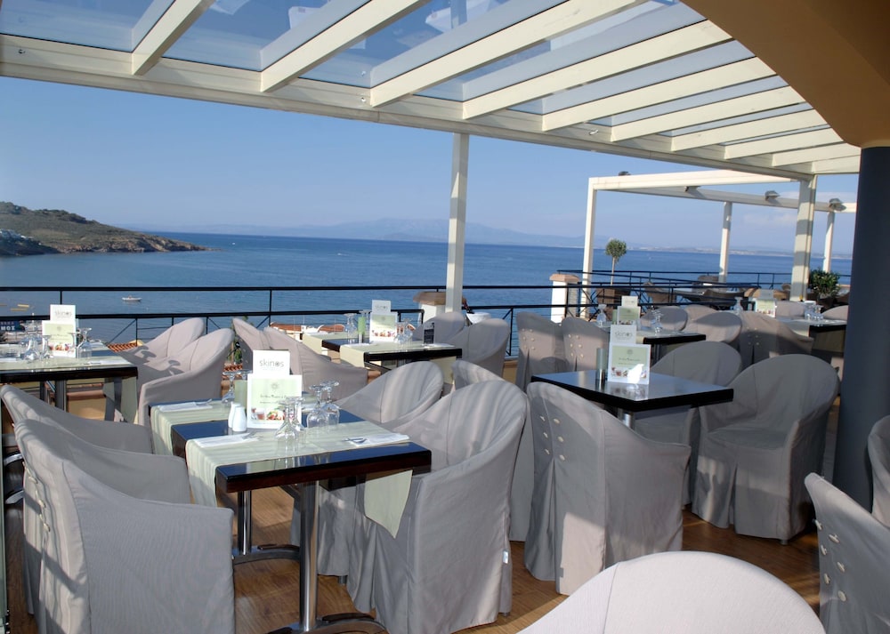 Sea View Resorts and Spa 41/55