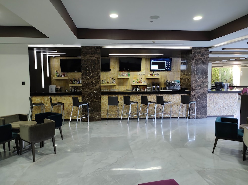 Real Inn Celaya 47/65