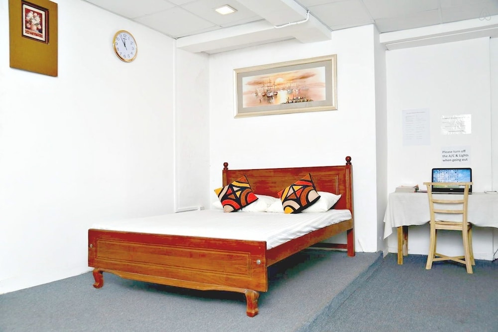 STUDIO, APARTMENT