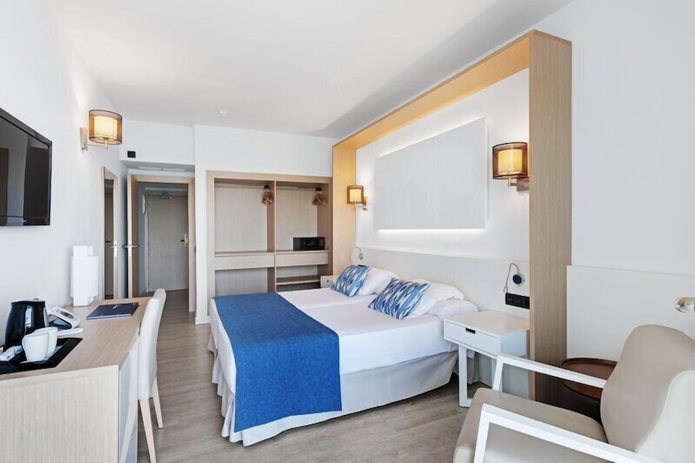 Room, Twin Beds, Sea View, Balcony, THB Los Molinos - Adults Only 2/5