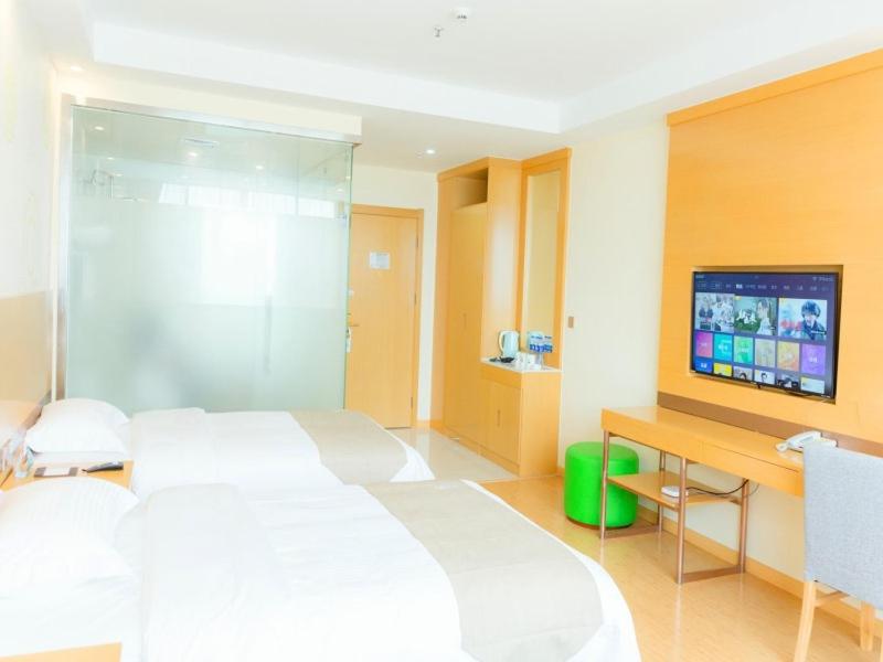 GreenTree Inn Jiangyin Bus Station Meiyuan Street Express Hotel 15/31