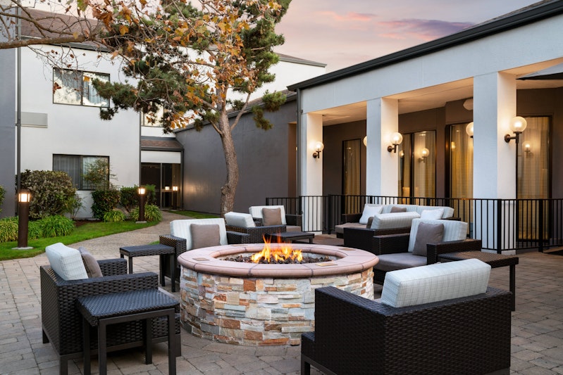 Courtyard by Marriott San Francisco Airport 4/17