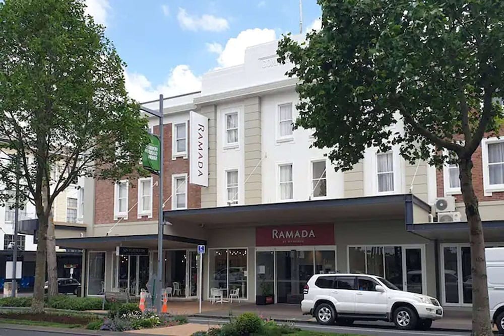 Ramada by Wyndham Hamilton City Center 3/50