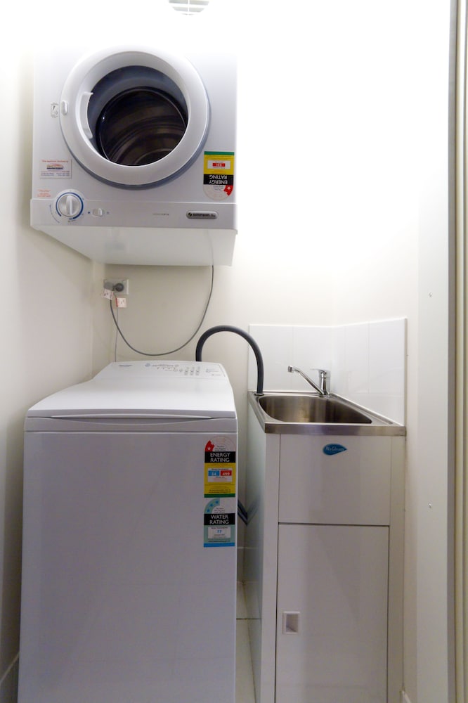 Rockhampton Serviced Apartments photo2