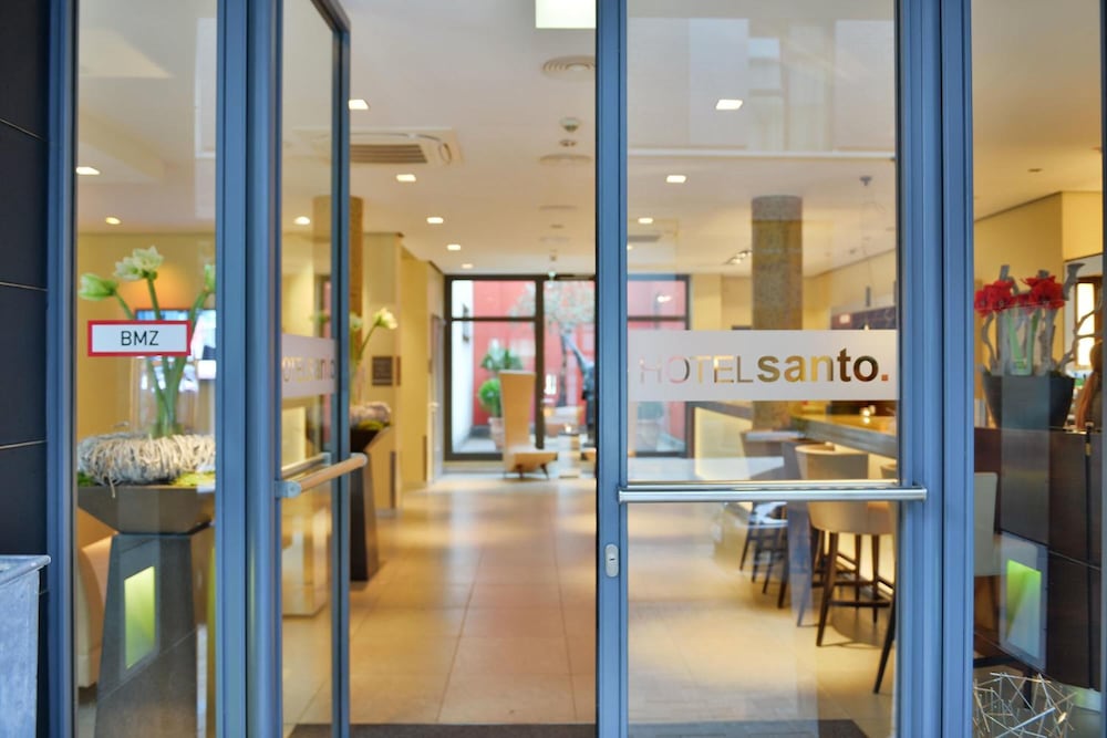 Hotel Santo 45/48