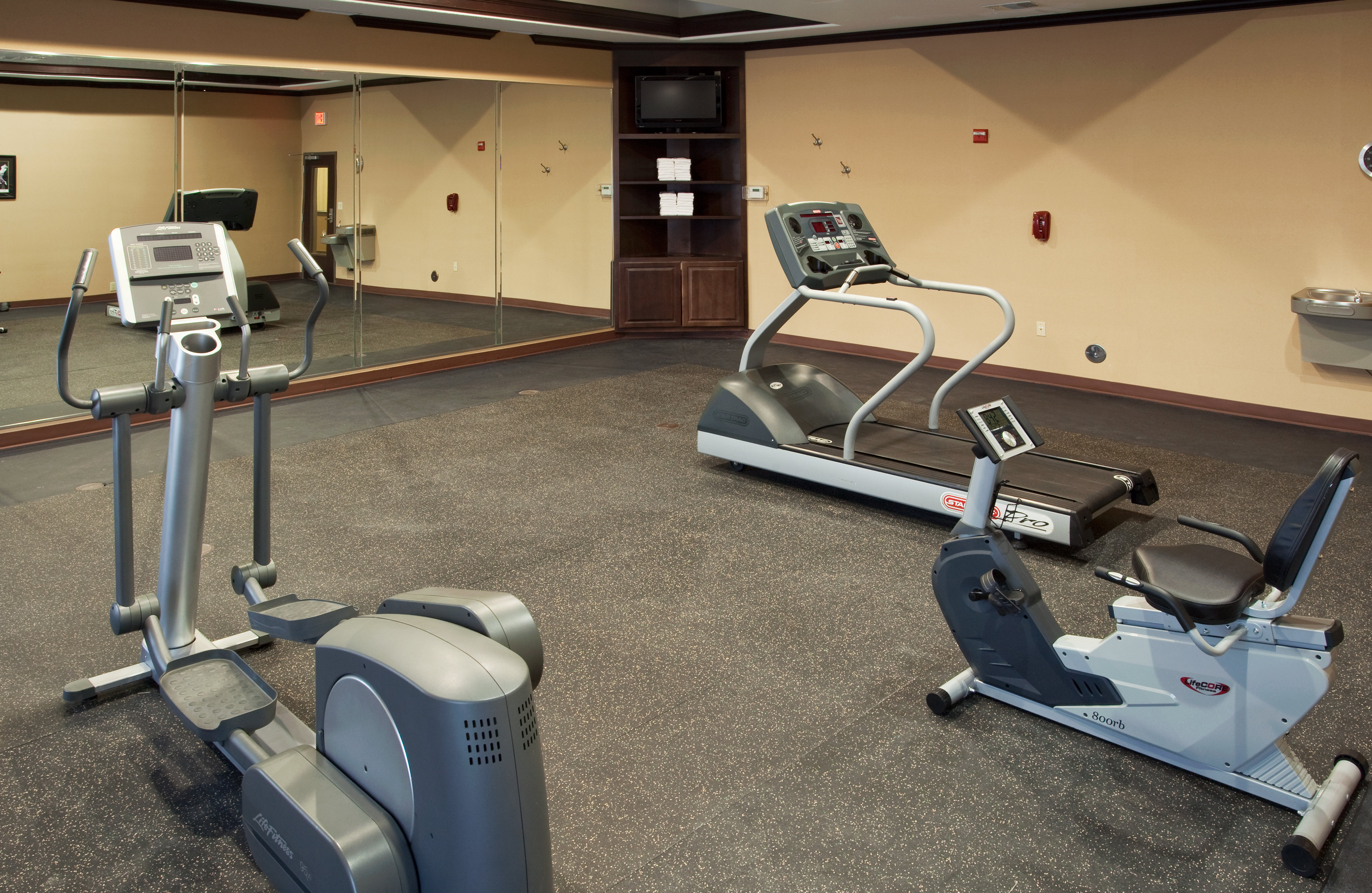 Holiday Inn Express Hotel And Suites Austin South Buda 19/29