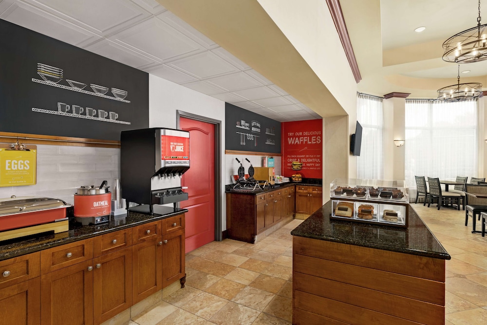 Hampton Inn & Suites Greenville Downtown RiverPlace 45/52