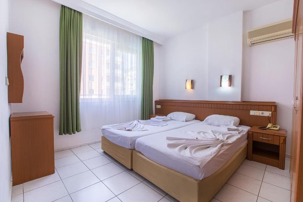 ECONOMY, APARTMENT